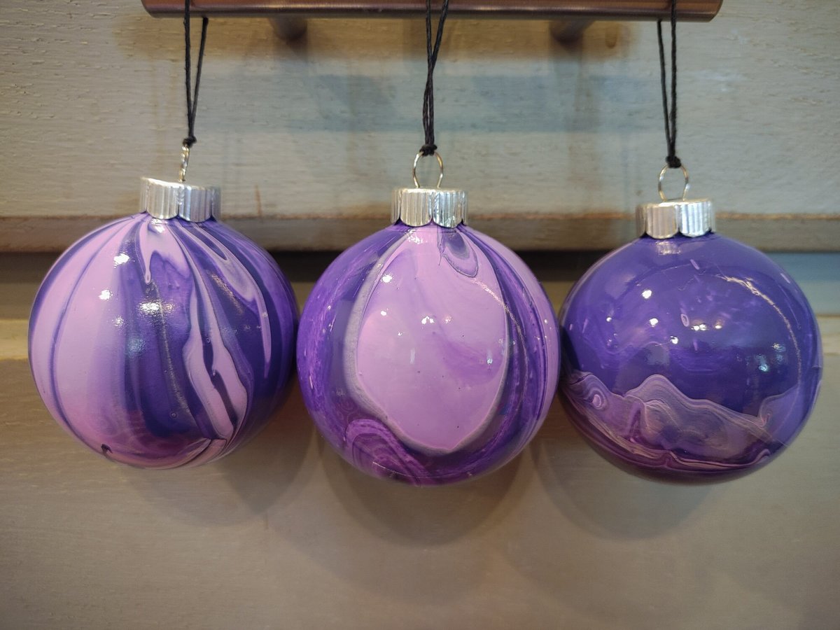 Acrylic Pour Christmas Ornament Sets (3)